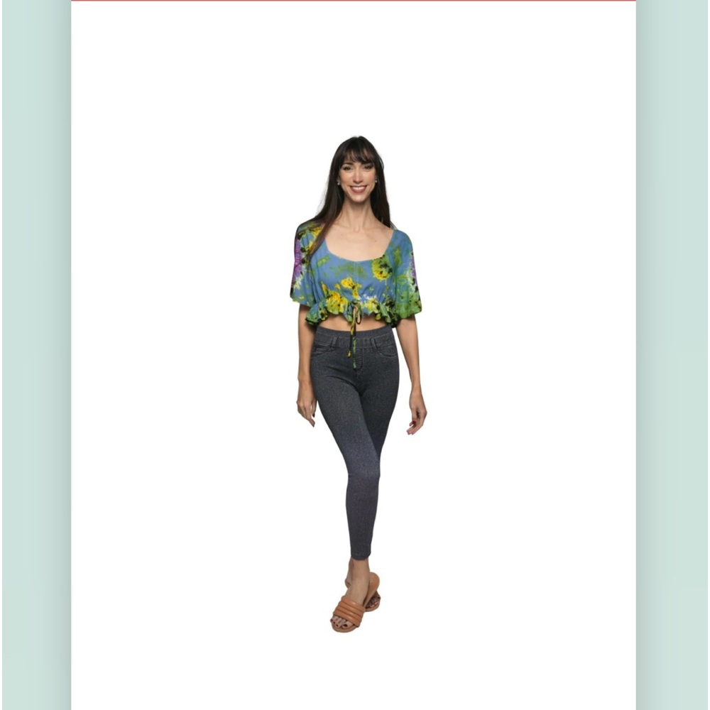 NWT.  S/M Tye-Dye Crop Top by Sacred Threads. BL/RD 10.   223069 - Picture 4 of 4